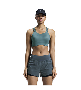 Női sportmelltartó On Performance Flex Bra
