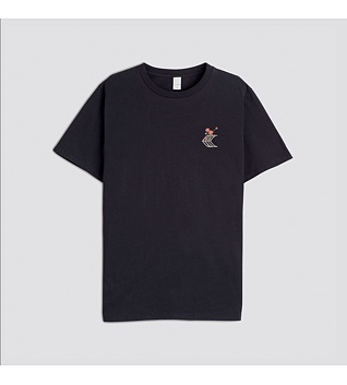 Cariuma T-Shirt Black Floral Skateboard