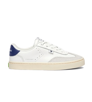 Dámské volnočasové boty Cariuma TOCA White Diamond Leather Smoke White Suede Blue Accents Sneaker
