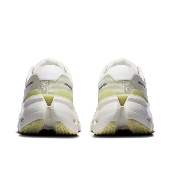 Dámské silniční běžecké boty On Cloudrunner 3