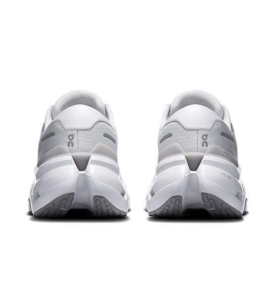 Női futócipők On Cloudrunner 3