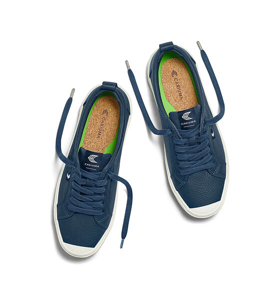 Dámské volnočasové boty Cariuma OCA Low Dark Denim Premium Leather Sneaker