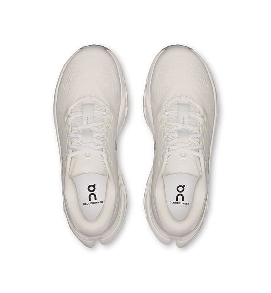 Dámské silniční běžecké boty On Cloudrunner 3