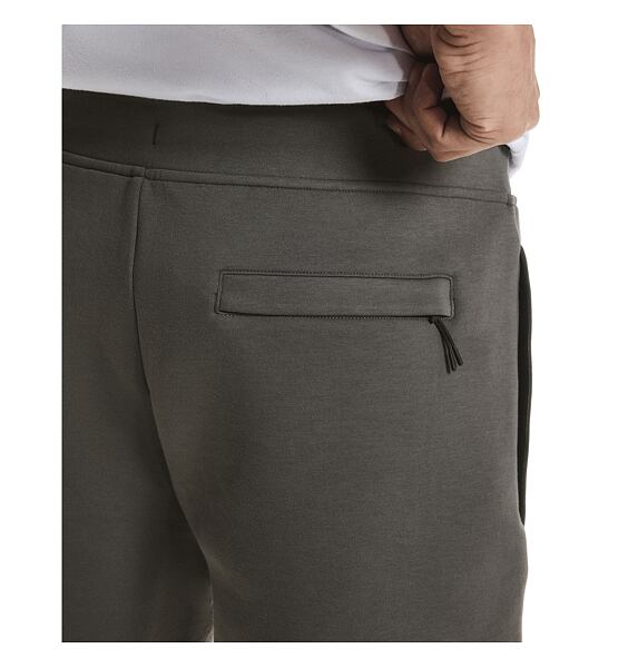 Férfi tövid futónadrág On Focus Tech Shorts