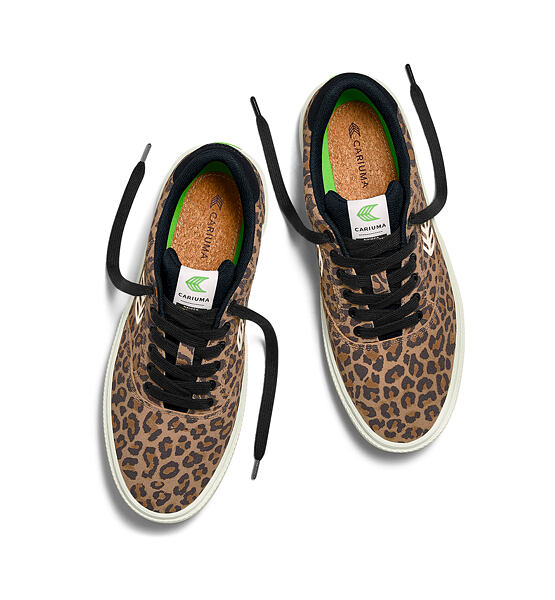 Dámské volnočasové boty Cariuma NAIOCA Leopard Print Suede Ivory Logo Sneaker