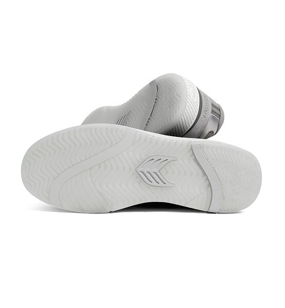 Dámské volnočasové boty Cariuma UBA Light Grey Suede and Mesh Charcoal Grey Logo Silver Accents Snea