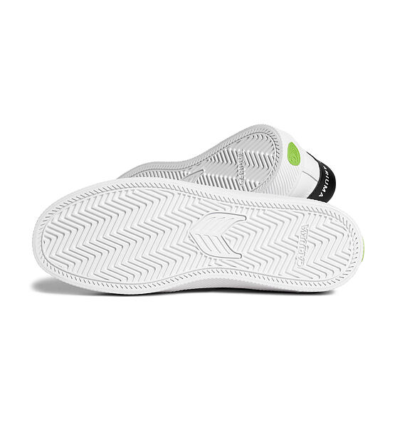 Dámské volnočasové boty Cariuma SALVAS White Leather Black Logo Sneaker