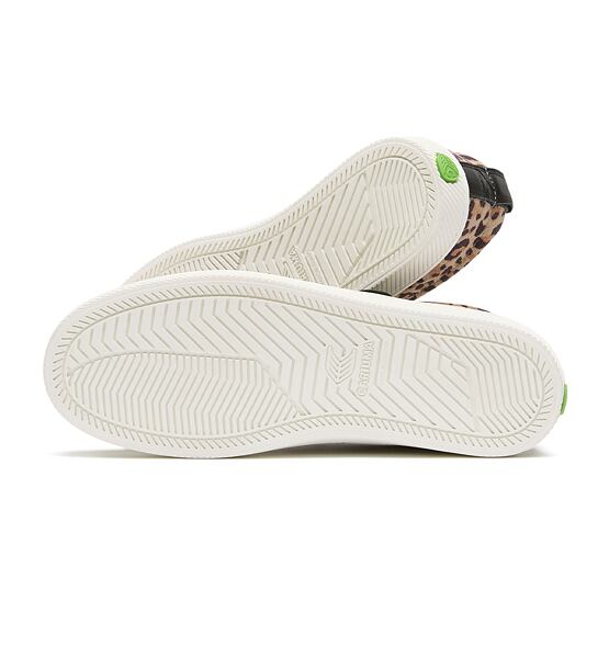 Dámské volnočasové boty Cariuma OCA Mary Jane Leopard Print Suede Sneaker