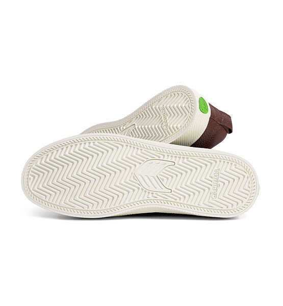 Pánské volnočasové boty Cariuma SLIP-ON Brown Premium Leather Sneaker
