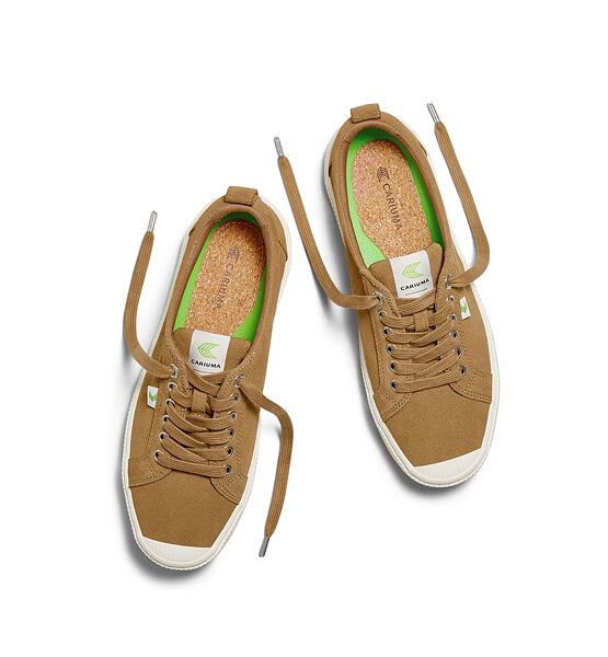 Pánské volnočasové boty Cariuma OCA Low Camel Suede Sneaker