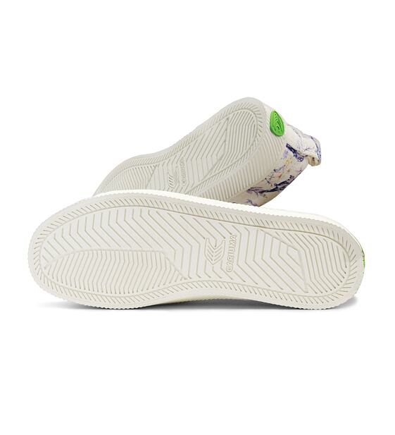 Dámské volnočasové boty Cariuma OCA Low White Spectrum Blue Parrot Print Canvas Sneaker