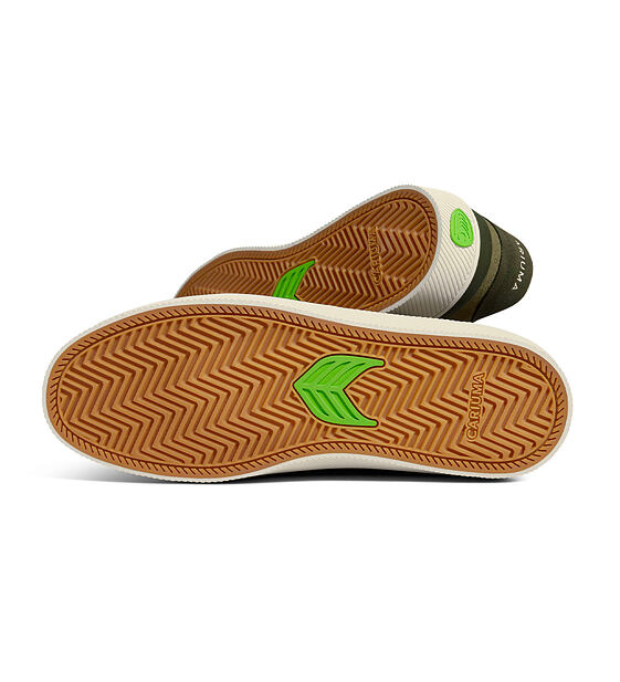 Pánské volnočasové boty Cariuma LUAN PRO Olive Green Suede Ivory Logo Burnt Olive Sneaker
